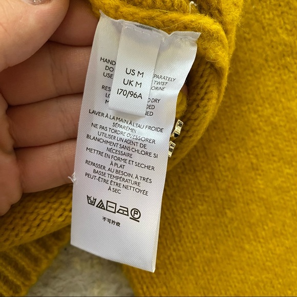 New Maeve by Anthropologie collar cardigan sweater with flower buttons - Picture 8 of 11